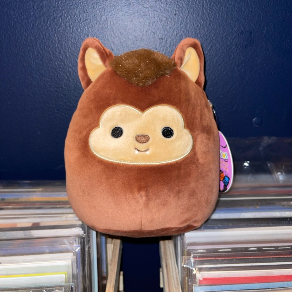Wade the Werewolf 7” Squishmallow